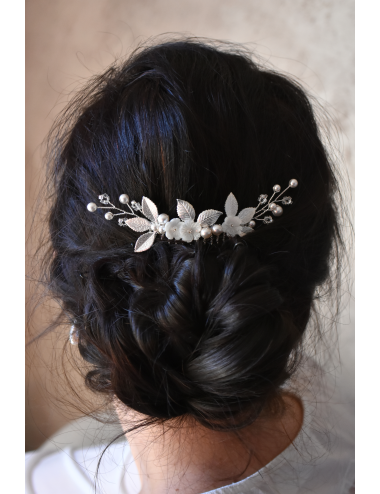 Peigne à cheveux pour la mariée modèle Sakura, peigne à feuilles.