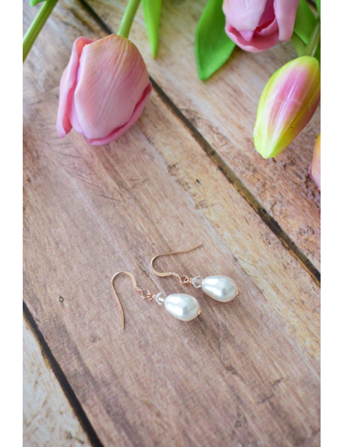 Boucles d'oreilles Drop dream pour la mariée, avec une perle goutte.