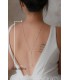 Collier robe de mariée dos nu avec perles fines et chaine modele Icone