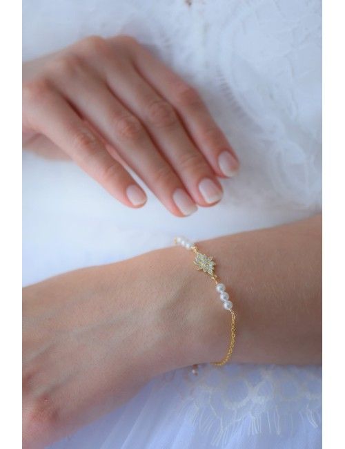 Bracelet de mariée Albane en chainette et cristal très fin.