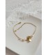 Bracelet de mariée Zen avec des feuilles dorées et perles pour la mariée bohème.