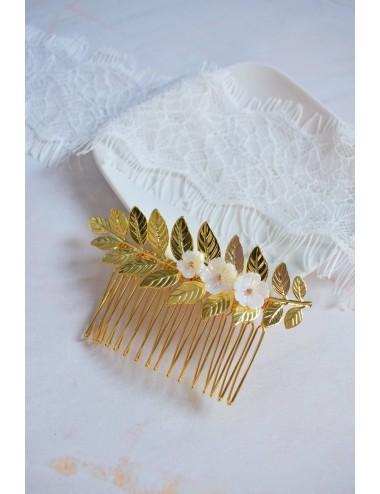 Peigne pour la mariée feuille dorée et fleurs de nacre