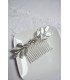 Peigne à cheveux pour le mariage modèle Eclat, en perles de cristal et de verre uniquement, avec 3 petites feuilles argentées.