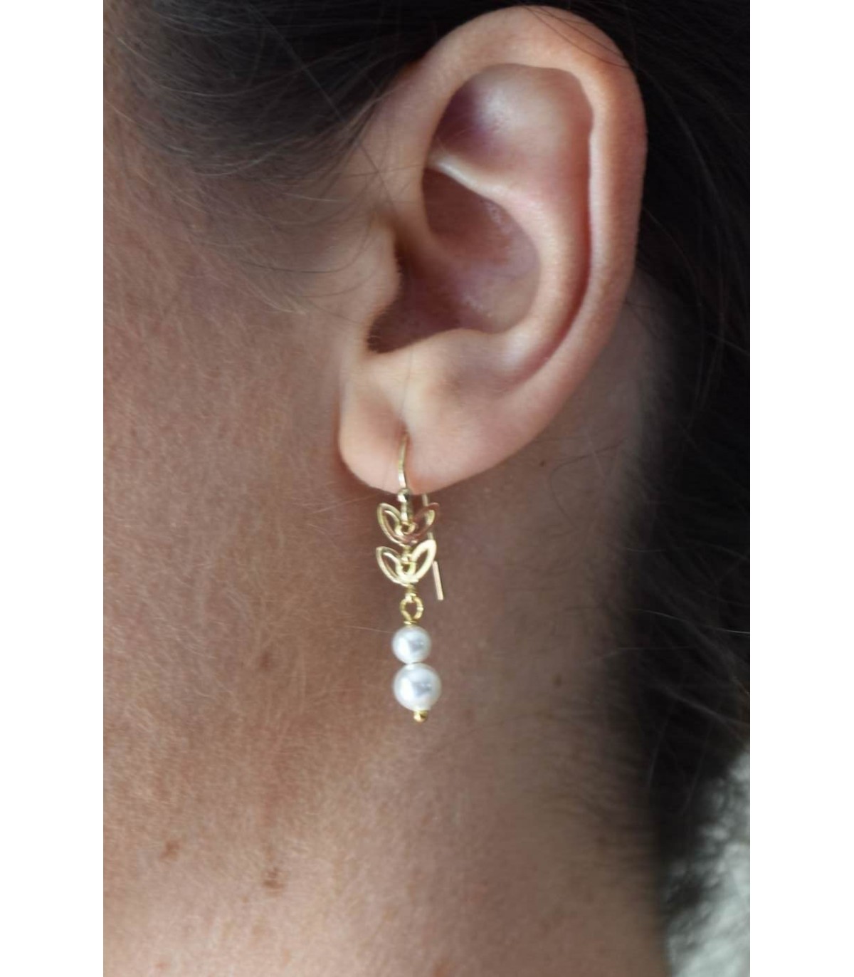 Boucles d'oreilles Napoli avec épis de blés dorés et perles blanches style boho chic ou encore champetre
