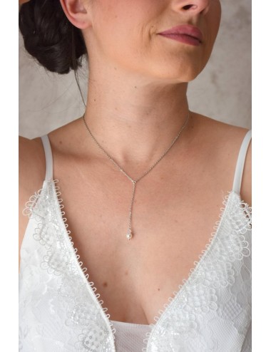 Collier de mariée Anouchka, en forme de Y de style minimaliste