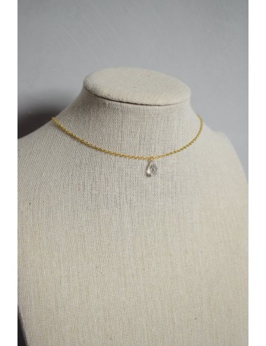 Collier de dos Pure avec chainette pour la mariée en robe dos nu.