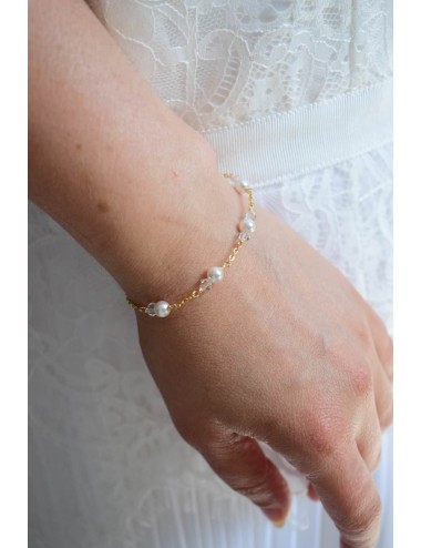 Bracelet de mariée Divine, rangée de perles et cristal très fin.