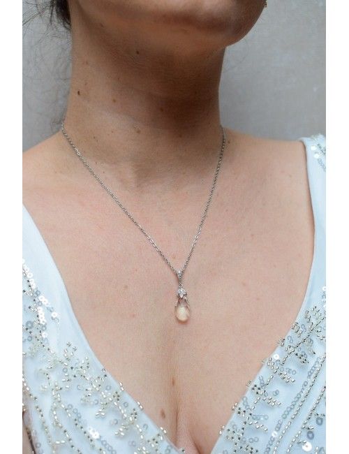 Collier de mariage Lise avec chainette pour la mariée chic et délicate