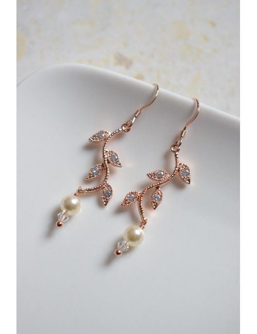 Boucles d'oreilles Brindille pour la mariée, avec feuilles et cristal.