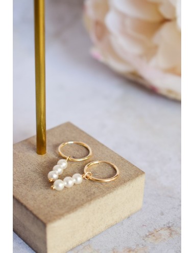 Boucles d'oreilles de mariage style créole minimaliste.