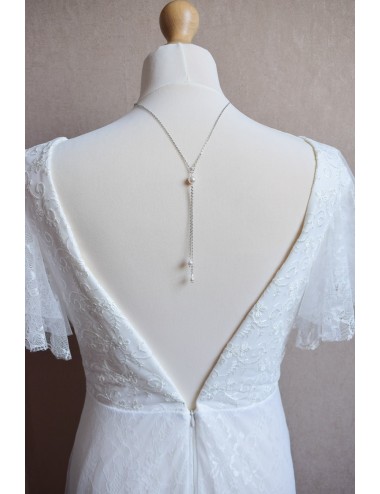 Collier de dos Orphée avec chainette pour la mariée en robe dos nu.