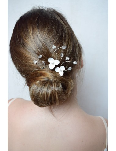 Pics à chignon de mariée Nova, lot de 3 pics à perles et fleurs.