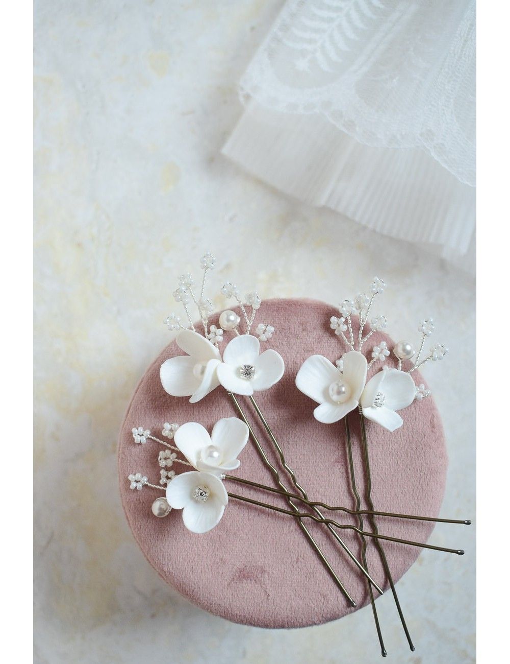 3 pics à cheveux Milan pour le chignon de la mariée avec fleurs et per