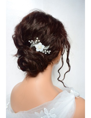 Pic à cheveux Céleste pour le chignon de la mariée.