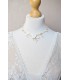 collier de mariage champetre chic Julia avec des fleurs et des perles en cristal