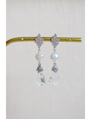 Boucles d'oreilles de mariage Olivia romantiques avec cristal