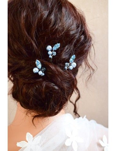 Pic à cheveux ''Quelque chose de bleu'' pour la mariée avec des strass